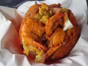 Acarajé stuffed with prawns